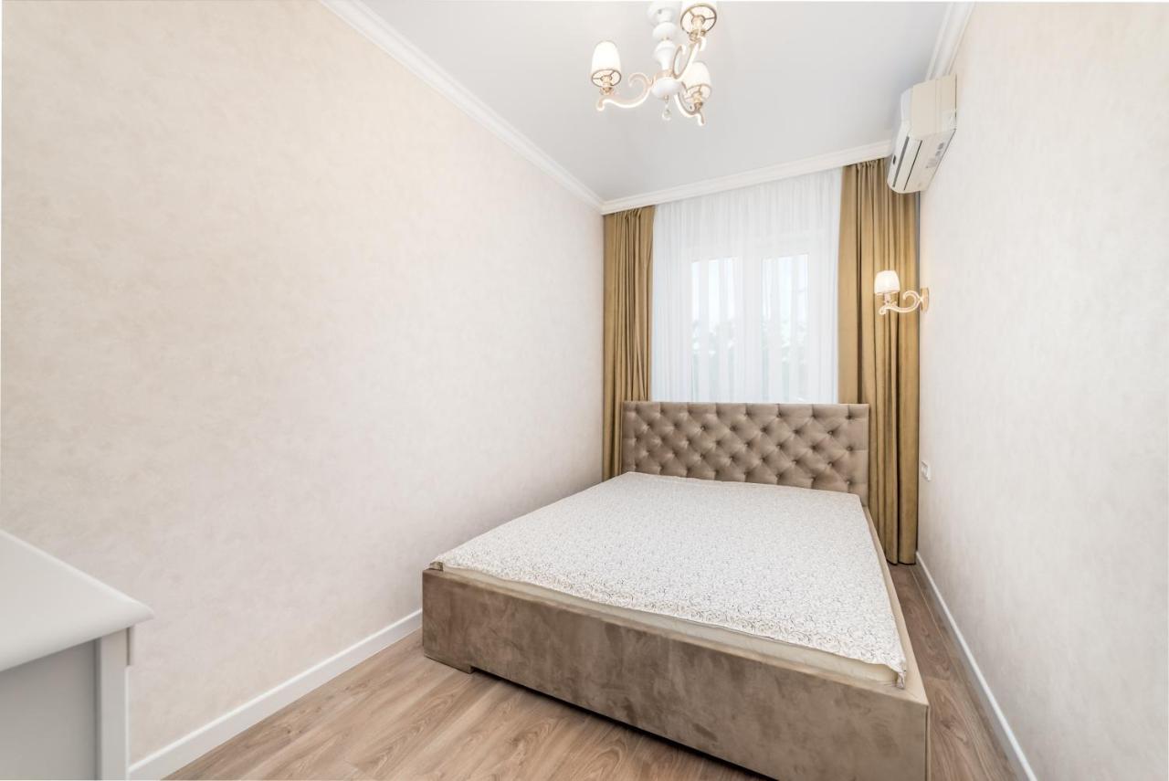 20 Deribasivska Design Apartment Odessa Buitenkant foto